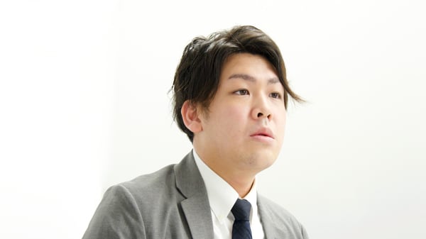 interview-01@2x
